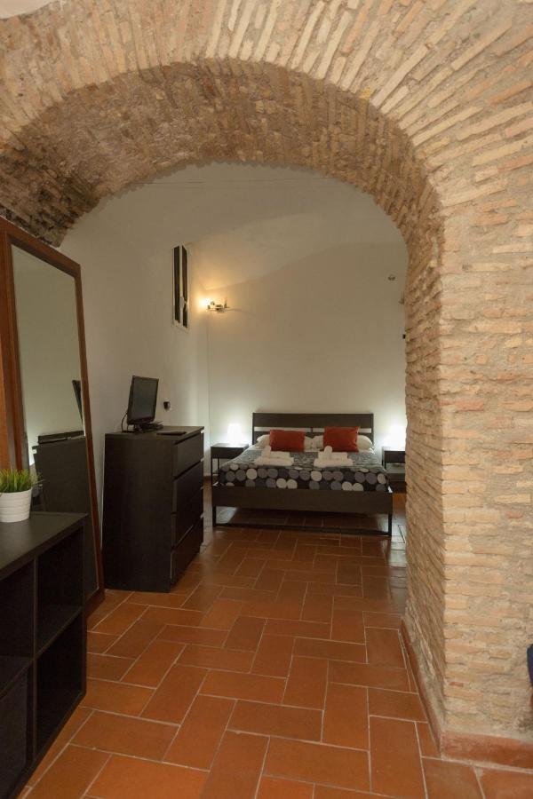 Roman Grotto Experience 5Pax Extérieur photo
